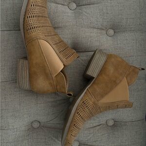 Tan Ankle Boots with Chunky Heel and Intricate Perforated Design